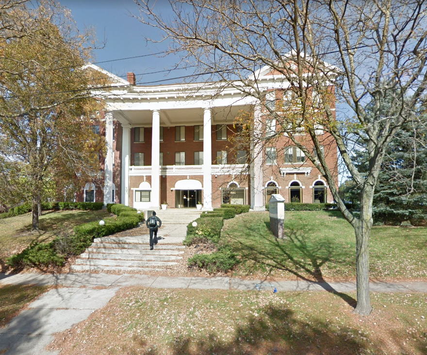 Parker Inn Hotel (Munger Place Apartments) - 2018 Street View